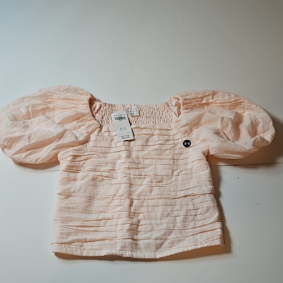 Abercrombie Kids NWT Emerson Puff Sleeve Top Smocked Blush Pink 9/10 - Picture 1 of 5